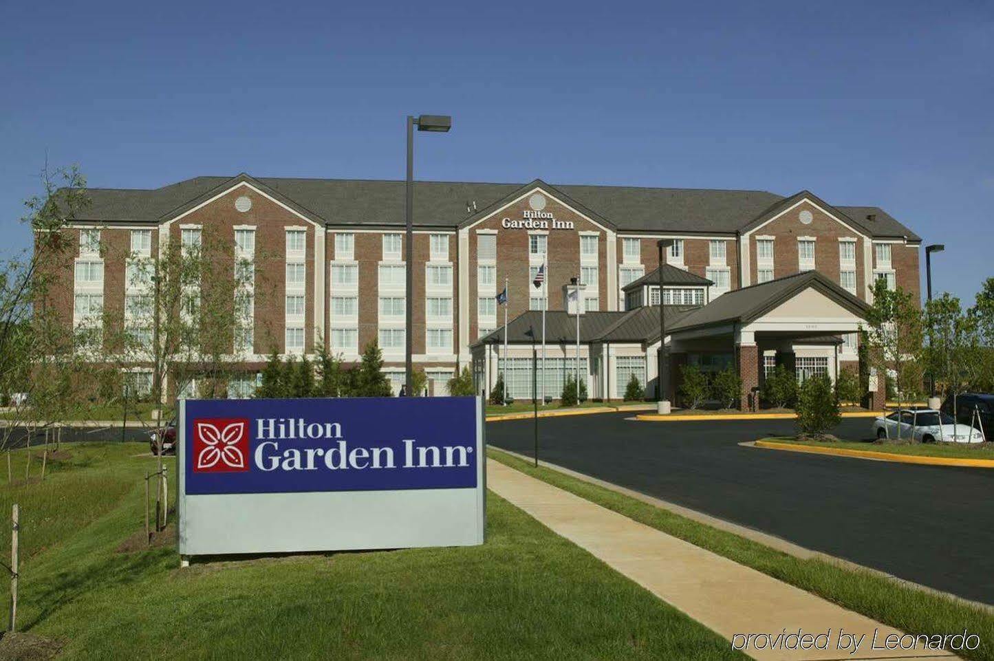 Hilton Garden Inn Fredericksburg Bagian luar foto